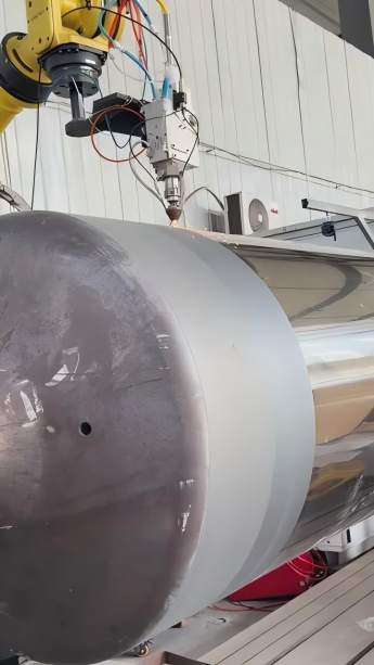 A 1-meter workpiece, only 22 mm thick. 70 hours of continuous laser cladding — and it’s running perfectly after 18 hours. No distortion. No cracks. Laser cladding is not just repair — it’s precision u(1).jpg